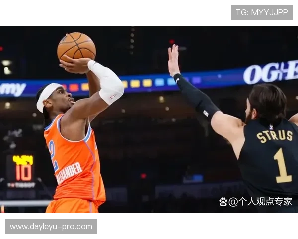 唐斯挡拆拉开空间提升三分效率胜过约基奇