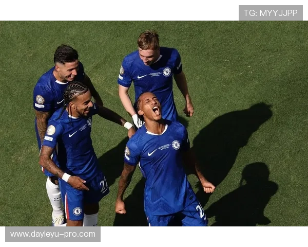 内部矛盾爆发？切尔西战术混乱背后的管理危机暴露，豪门地位岌岌可危！