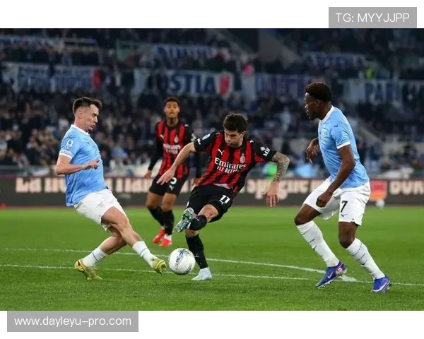 米兰陷入困境：战术单调与阵容老化引发争冠危机